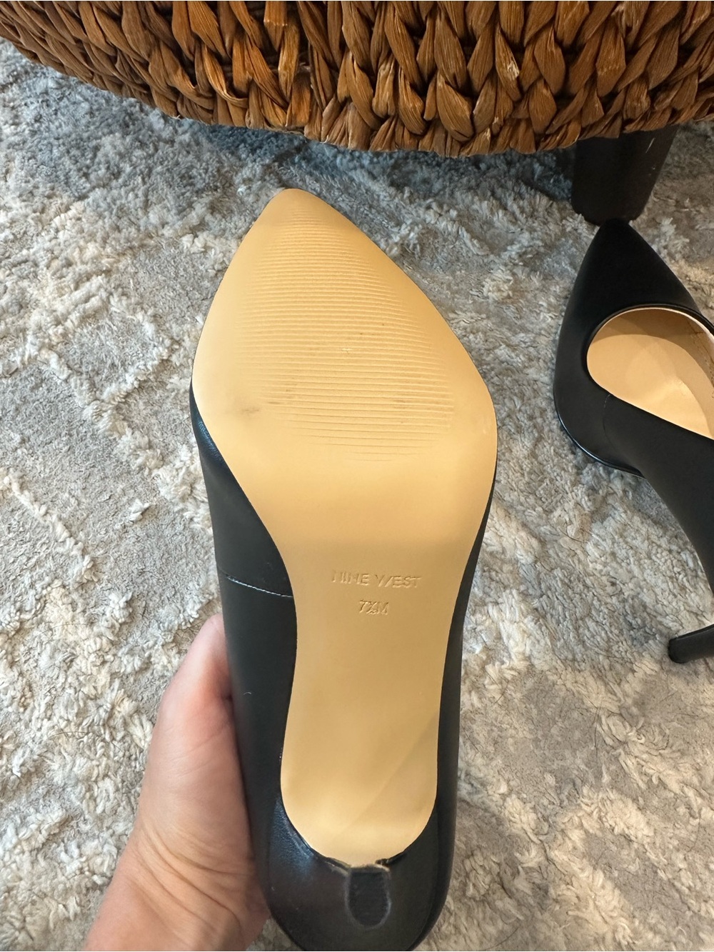 Nine West 3.5 Inch Heels Sz 7.5 - Picture 3 of 4